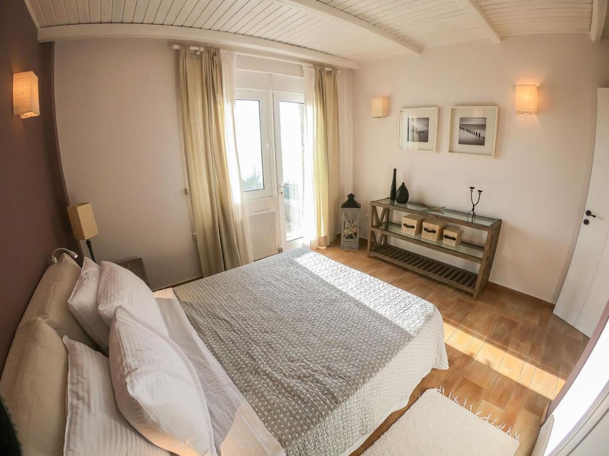 Ferienwohnung Aloe Meli Kalamata Exterior foto